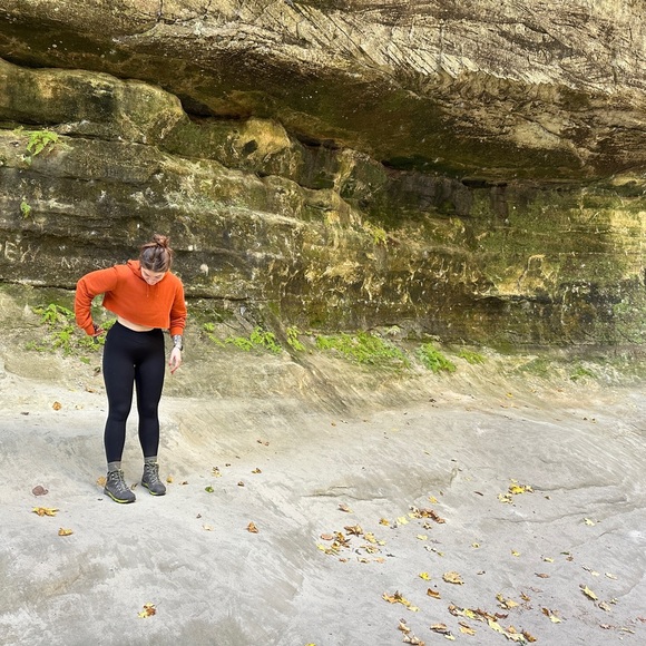 Meet your Posher, Kel - Picture 2 of 5